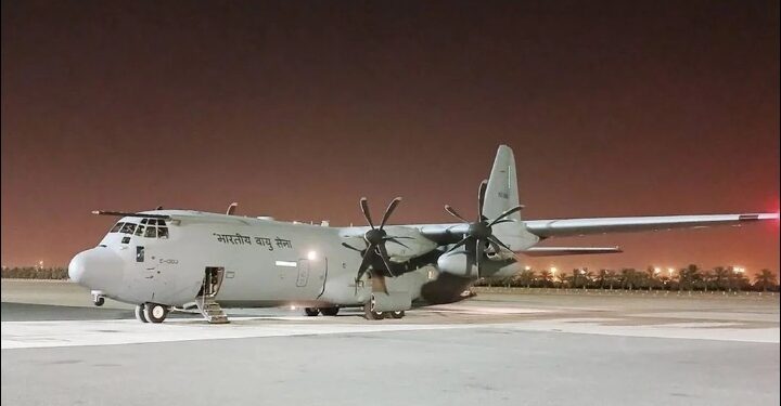 മരിച്ച മലയാളികളുടെ മൃതദേഹവുമായി വ്യോമസേനയുടെ പ്രത്യേക വിമാനം കൊച്ചിയിലേക്ക് പുറപ്പെട്ടു
