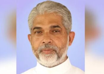 എറണാകുളം വാഴക്കുളത്ത് പള്ളി വികാരിയെ താമസ സ്ഥലത്ത് തൂങ്ങിമരിച്ച നിലയില്‍ കണ്ടെത്തി