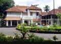 മുഖ്യമന്ത്രിയുടെ ഔദ്യോഗിക വസതിയായ ക്ലിഫ് ഹൗസിലെ കാലിത്തൊഴുത്തിന് 23 ലക്ഷവും’ ചാണകക്കുഴിക്ക് 4.40 ലക്ഷവും ചെലവ്