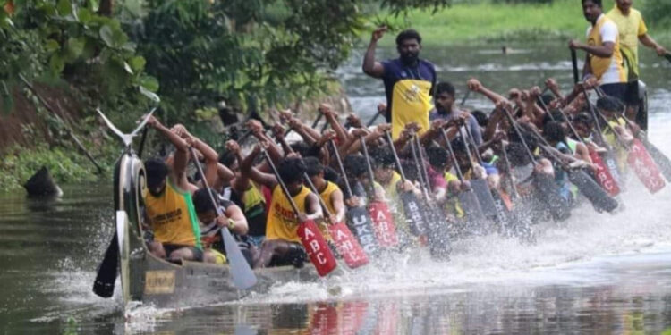 ഓള പരപ്പിലെ പോരാട്ടത്തിനായി മാമ്മൂടനിൽ ഇക്കുറി കൈനകരി സെന്റ് മേരീസ് ബോട്ട് ക്ലബ്