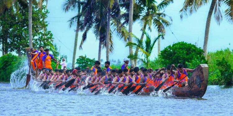 ജലോത്സവ രംഗത്ത് ഒരു നൂറ്റാണ്ടിന്റെ പാരമ്പര്യം: ഷോട്ട് പുളിക്കത്ര