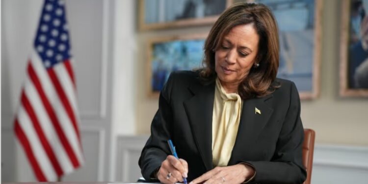 യു.എസ് പ്രസിഡന്‍റ് തിരഞ്ഞെടുപ്പിൽ സ്ഥാനാർത്ഥിത്വം ഔദ്യോഗികമായി പ്രഖ്യാപിച്ച് കമല ഹാരിസ്