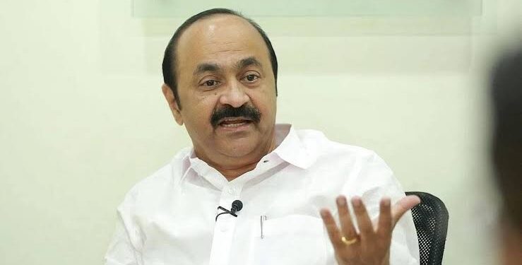 ഉമ്മൻചാണ്ടിയുടെ ഇച്ഛാശക്തിയുടെ പ്രതീകമാണ് വിഴിഞ്ഞമെന്ന്: വിഡി സതീശൻ