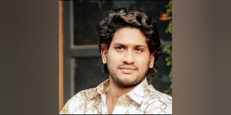 മുഖ്യമന്ത്രിയുടെ ദുരിതാശ്വാസനിധിക്കെതിരെ പ്രചാരണം: പോലീസ് എടുത്ത കേസിൽ അഖില്‍ മാരാര്‍ നൽകിയ മുൻകൂർ ജാമ്യപേക്ഷയിൽ ഹൈക്കോടതി സർക്കാരിൻ്റെ വിശദീകരണം തേടി