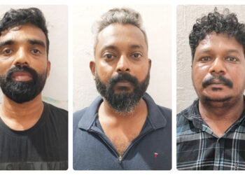 യുവാവിനെ ആക്രമിച്ച് പണം കവർച്ച ചെയ്ത കേസിൽ ഒളിവിൽ കഴിഞ്ഞിരുന്ന മൂന്നുപേർ കൂടി പിടിയിൽ