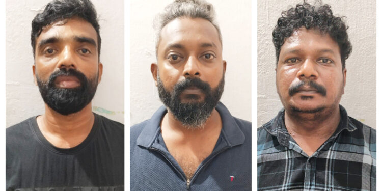 യുവാവിനെ ആക്രമിച്ച് പണം കവർച്ച ചെയ്ത കേസിൽ ഒളിവിൽ കഴിഞ്ഞിരുന്ന മൂന്നുപേർ കൂടി പിടിയിൽ