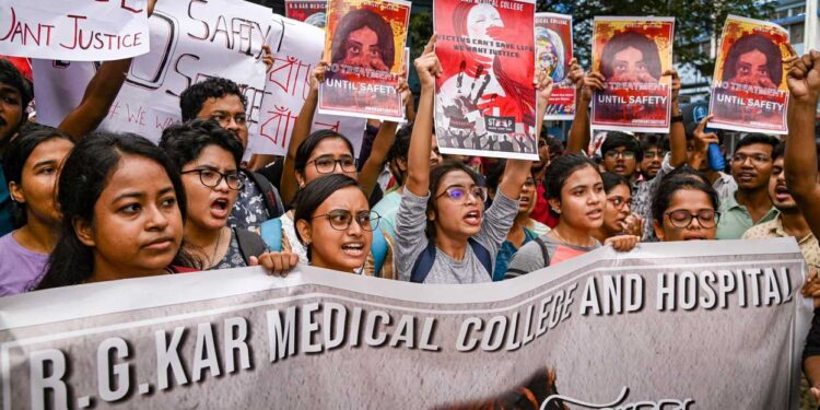 യുവ ഡോക്ടറുടെ കൊലപാതകം: മുഖ്യപ്രതി സഞ്ജയ് റോയ് പരിശീലനം ലഭിച്ച ഒരു ബോക്സറാണെന്ന വിവരങ്ങളാണ് പുറത്തുവരുന്നത്