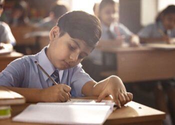 സ്‌കൂളുകളിലെ പഠനസമയത്തിൽ മാറ്റം: ഖാദർ കമ്മിറ്റി റിപ്പോർട്ടിന്  മന്ത്രിസഭാ യോഗത്തിൻന്റെ അംഗീകാരം