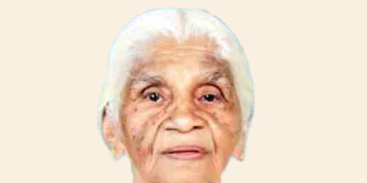 അ​ന്ന​ക്കു​ട്ടി (94)
