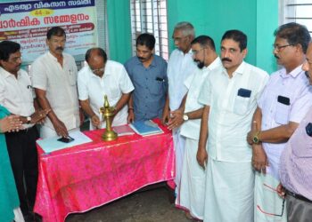 തകഴി റെയിൽവെ ക്രോസിൽ മേൽപ്പാലം നിർമ്മിക്കണം: എടത്വാ വികസന സമിതി