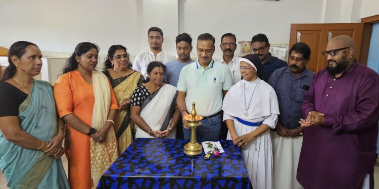 സൗഹൃദ വേദി സംഗമവും ഡയാലിസിസ് കിറ്റ് വിതരണവും