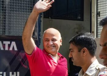 എക്‌സൈസ് നയ അഴിമതി എഎപി നേതാവും മുൻ ഡൽഹി മന്ത്രിയുമായ മനീഷ് സിസോദിയക്ക് സുപ്രീം കോടതി ജാമ്യം അനുവദിച്ചു