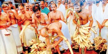 ഗുരുവായൂർ ക്ഷേത്രത്തിൽ നടന്ന കാഴ്ചക്കുല സമർപ്പണം ഭക്തിസാന്ദ്രമായി