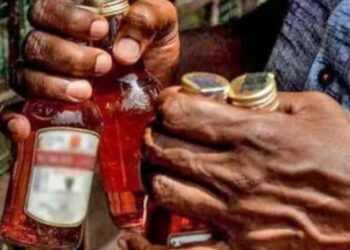 ഡ്രൈ ഡേ പൂർണ്ണമായും ഒഴിവാക്കില്ല: പുതിയ മദ്യനയത്തിന് സിപിഎം സംസ്ഥാന സെക്രട്ടറിയേറ്റ് അംഗീകാരം നൽകി