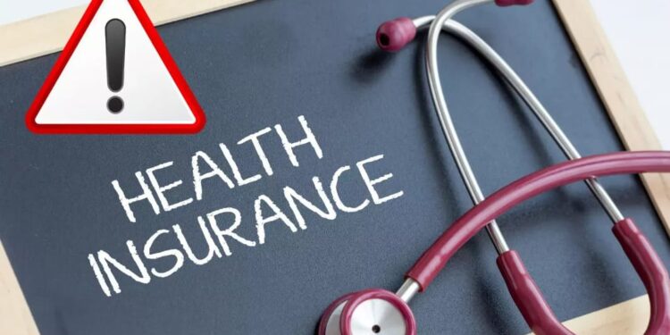 70 കഴിഞ്ഞവര്‍ക്ക് സൗജന്യ ആരോഗ്യ ഇന്‍ഷുറന്‍സ്: രജിസ്‌ട്രേഷന്‍ തിങ്കളാഴ്ച മുതല്‍ ആരംഭിച്ചേക്കും