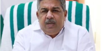 ഹേമ കമ്മിറ്റി റിപ്പോർട്ടിൽ ഹൈക്കോടതി സർക്കാരിനെ വിമർശിച്ചില്ലെന്ന്; മന്ത്രി സജി ചെറിയാൻ