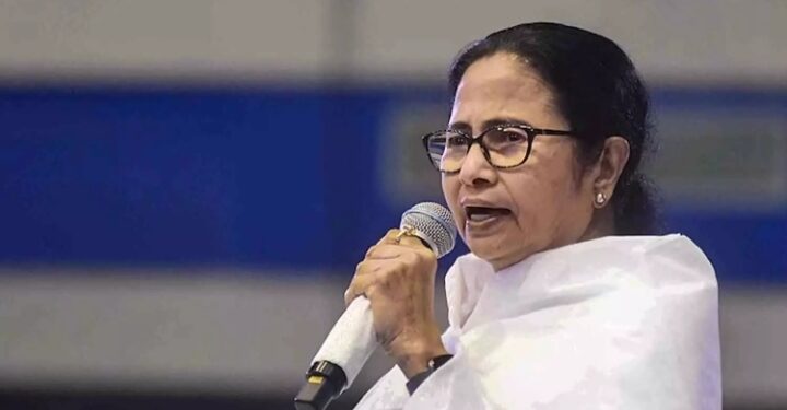 ആർ.ജി കർ മെഡിക്കൽ കോളജിൽ വനിതാ ഡോക്ടറുടെ കൊലപാതകം: രാജിസന്നദ്ധത അറിയിച്ചു’ മുഖ്യമന്ത്രി മമതാ ബാനർജി