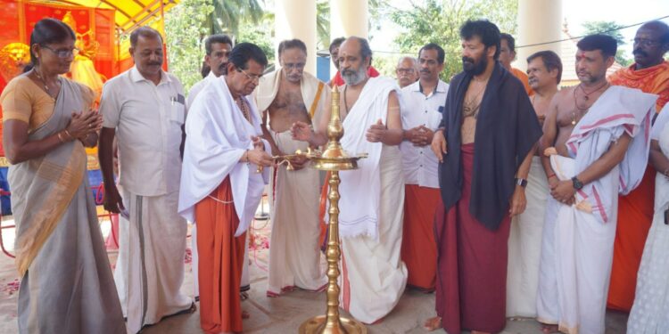 ചക്കുളത്തുകാവ് പൊങ്കാല ഡിസംബര്‍ 13 ന്. കൂപ്പണ്‍ വിതരണോദ്ഘാടനം നടന്നു