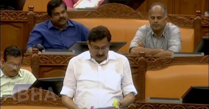 വഖഫ് ഭേദഗതി ബിൽ പിൻവലിക്കണമെന്ന് കേന്ദ്ര സർക്കാരിനോട് ആവശ്യപ്പെട്ട്: പ്രമേയം നിയമസഭ ഐകകണ്‌ഠേന പാസാക്കി