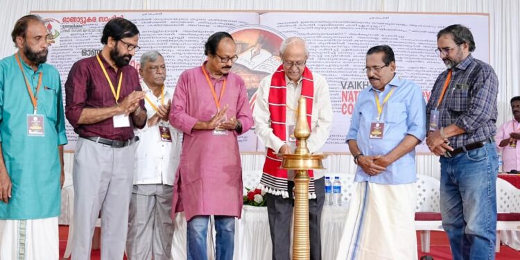 മാവേലിക്കര ഓണാട്ടുകര സാഹിതി ഒരുക്കുന്ന ദേശീയ സാഹിത്യ സംഗമം വൈഖരി 2024 നു പുന്നമൂട് ജീവാരാമിൽ തുടക്കമായി