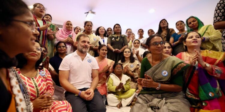 സ്ത്രീകളുടെ യഥാർത്ഥ ശാക്തീകരണത്തിനായി ആഹ്വാനം ചെയ്തു: രാഹുൽഗാന്ധി