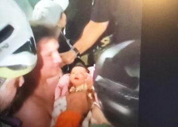 വെനിസ്വേല ഭൂകമ്പം: തകർന്നടിഞ്ഞ കെട്ടിടാവശിഷ്ടങ്ങൾക്കിടയിൽ നിന്നും നവജാതശിശുവിനെ അത്ഭുതകരമായി രക്ഷപെടുത്തി
