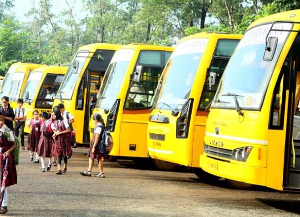 കേരളത്തിൽ 7,942 സ്കൂൾ വാഹനങ്ങൾക്ക് ഫിറ്റ്‌നസ് സർട്ടിഫിക്കറ്റ് ഇല്ല; പരിശോധന ശക്തമാക്കാൻ എംവിഡി