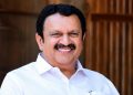 ആശുപത്രികൾ കൊടി കെട്ടേണ്ട സ്ഥലമല്ല, ഭക്ഷണം കമ്മ്യൂണിറ്റി കിച്ചൻ വഴി; ജീവനക്കാർക്ക് നിർബന്ധിത പരിശീലനം: മന്ത്രി കെ. മുരളീധരൻ